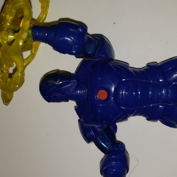 2012 Hasbro Marvel & Subs Blue Iron Man With Energy Shield 6.5" Action Figure - Picture 2 of 6